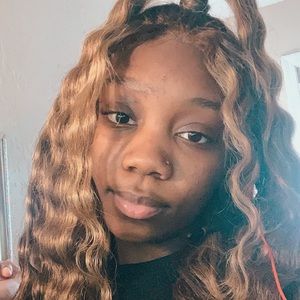 Meet your Posher, Amiya